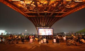 서울시, "토요일 밤엔 한강 다리 아래서 무료영화 보세요"